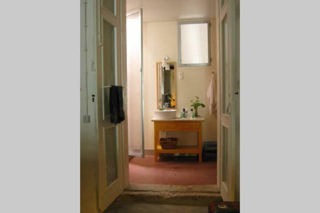 Loft - Downtown / Castle - Historic Apartment Lisbon Luaran gambar